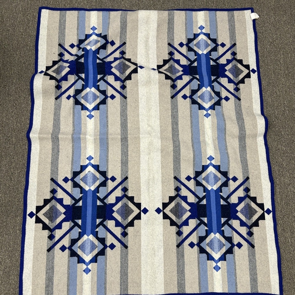Pendleton Wool Blanket Unisex OS Blue Reversible Geometric Southwestern USA B3 - Picture 4 of 8